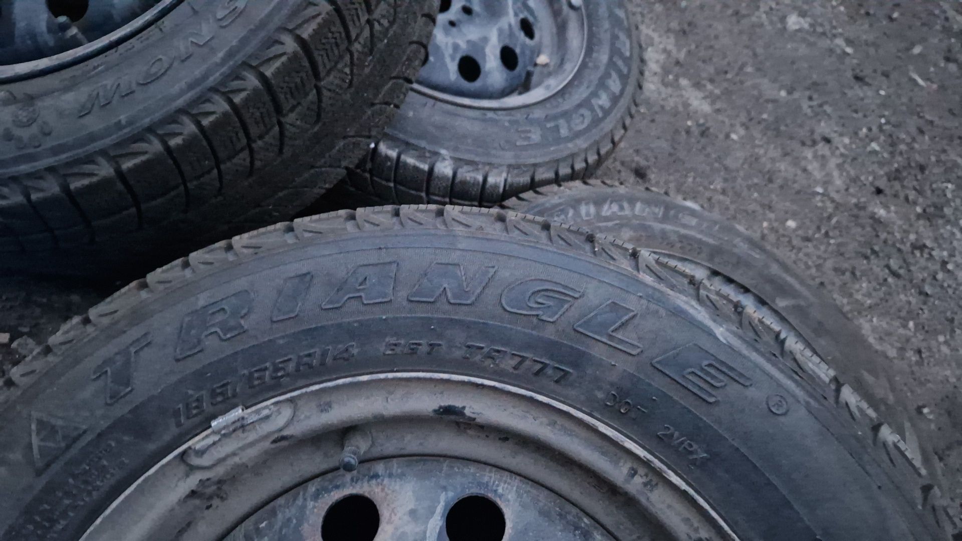 Продам Всесезонка 185/65 R14