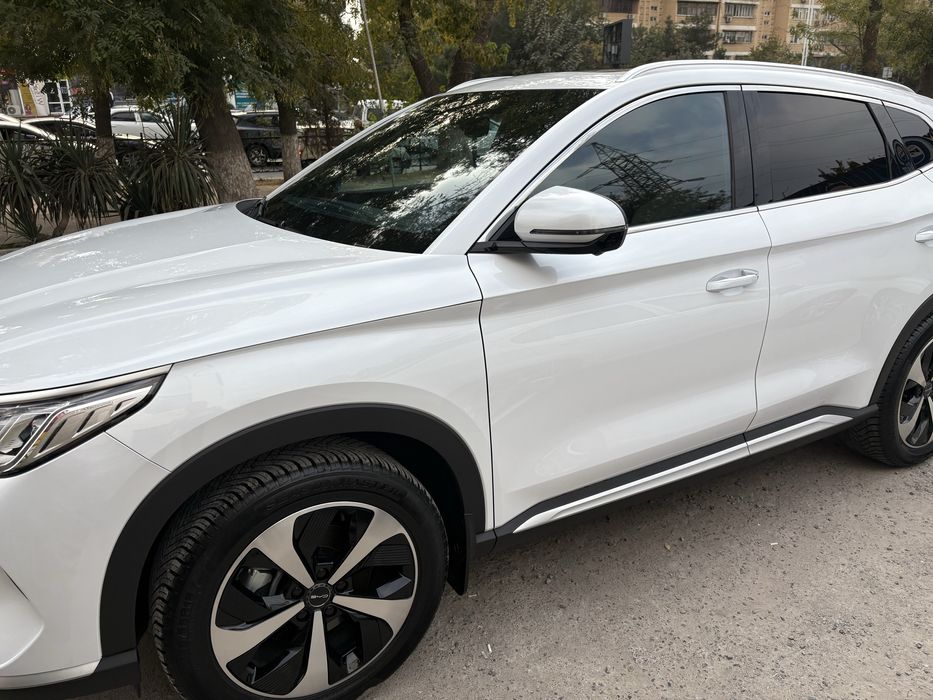 BYD SONG PLUS Dmi 2 poz.