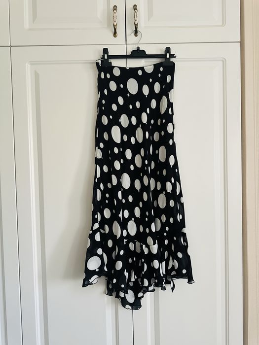 Fusta lunga ,  neagra ,cu buline albe , masura M / L , Noua