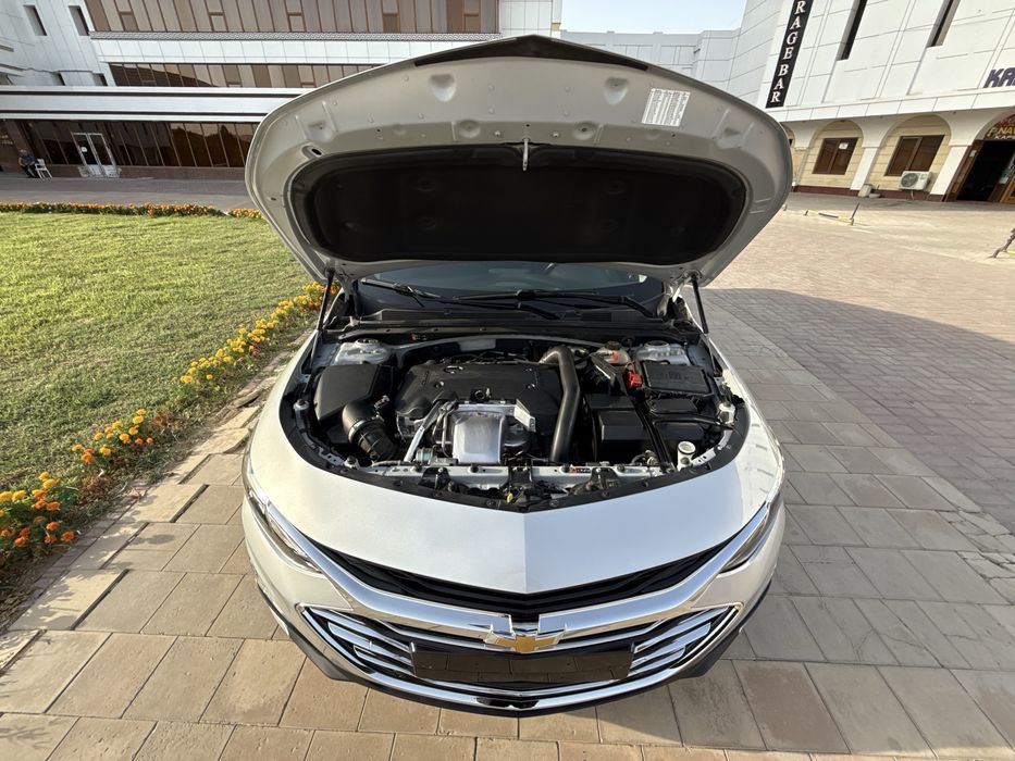 Chevrolet Malibu 2 Premier 2022