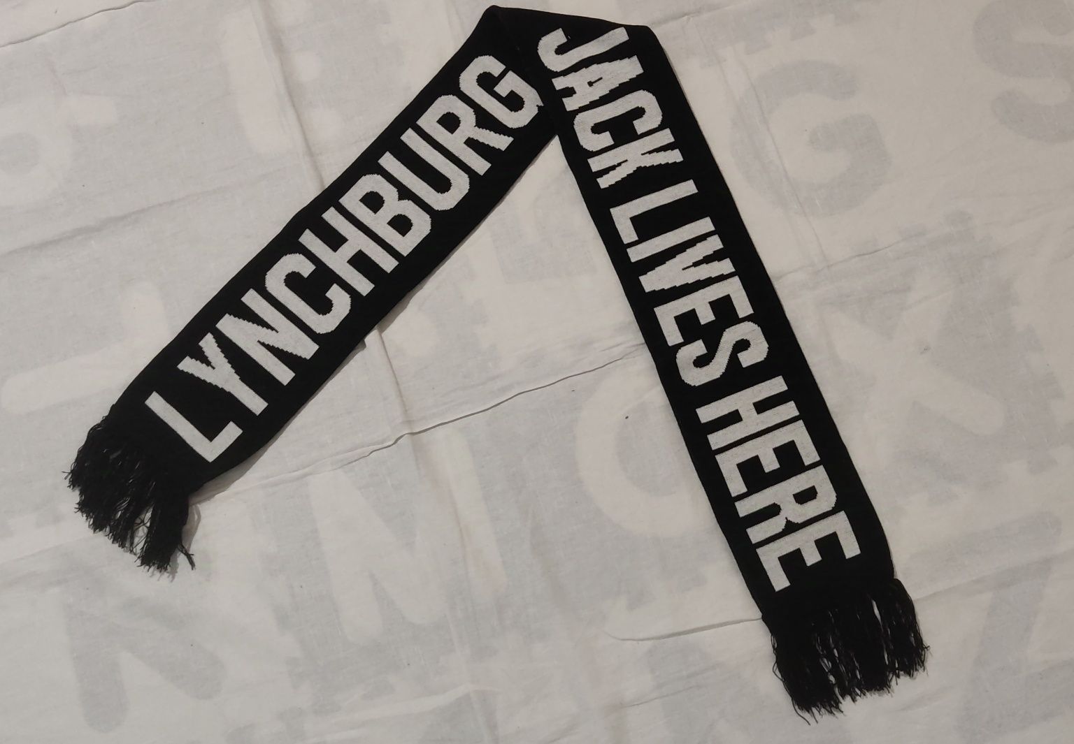 Fular Jack Daniel's Jack Lives Here Lynchburg scarf eșarfă colecție