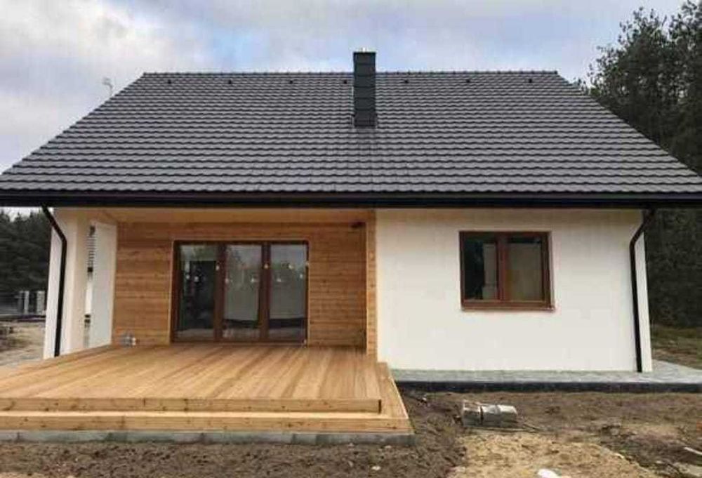 Vand case pe structura metalica