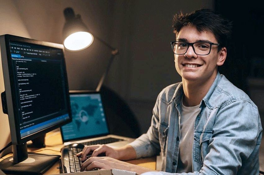 Ремонт компьютеров и ноутбуков, чистка и замена термопасты, 
Установка