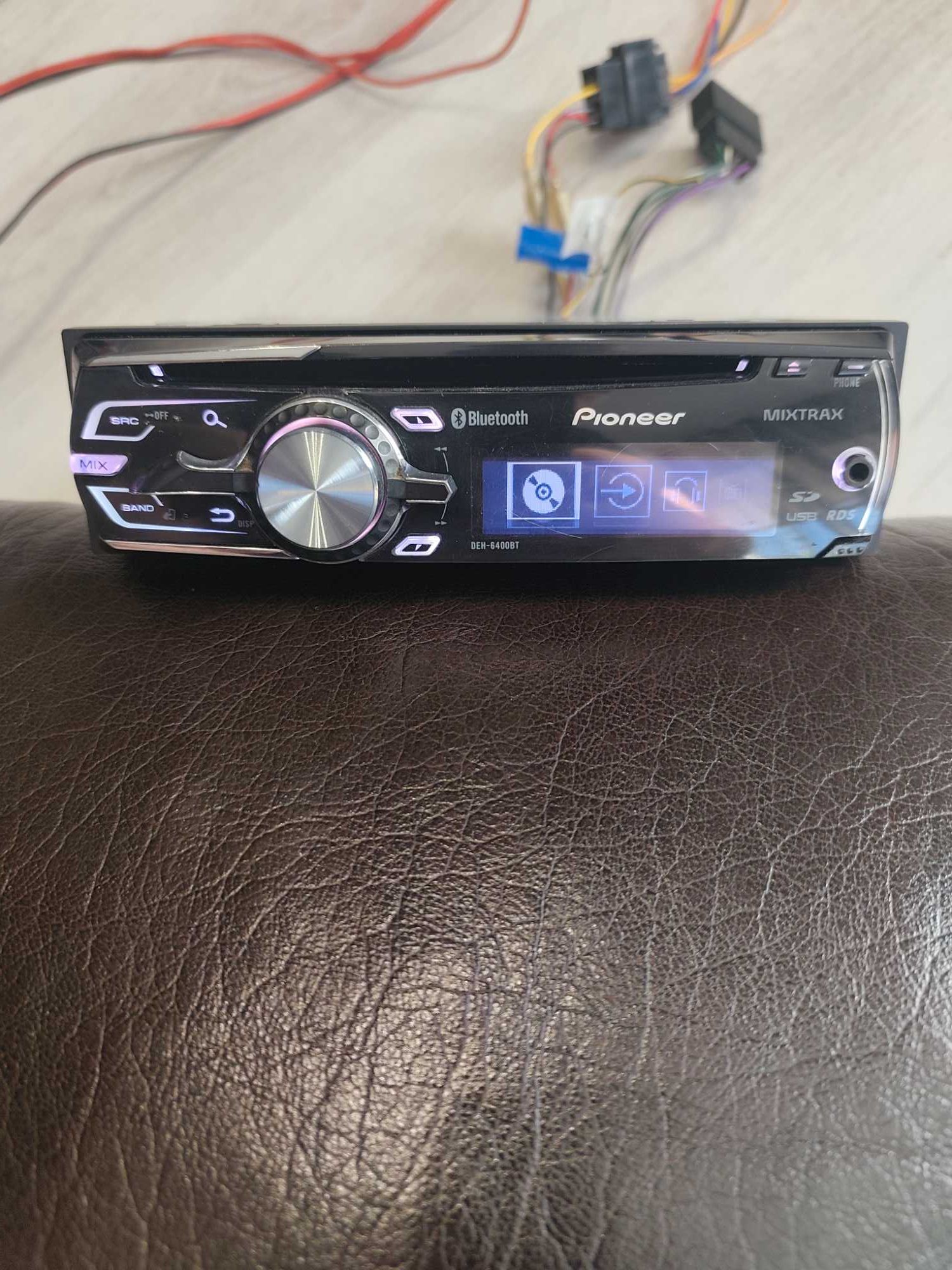 Pioneer - DEH-6400BT