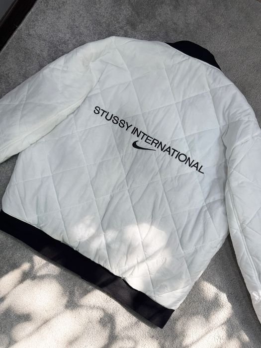 Бомбер куртка nike stussy