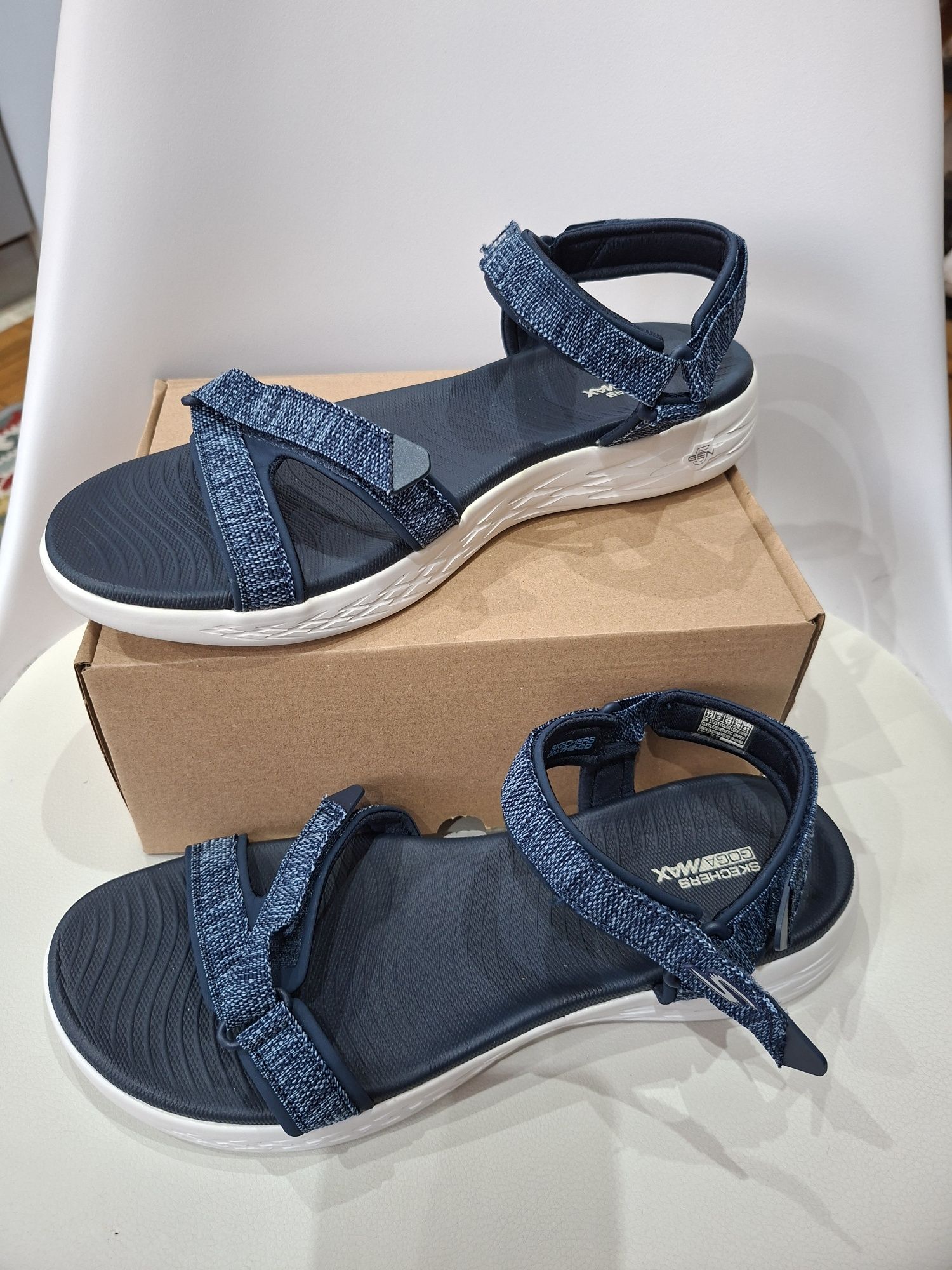 Sandale skechers 42