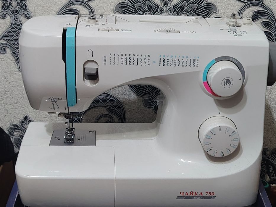 Tikuv moshina Chayka Sotiladi