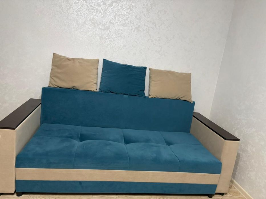 Продам диван в хорошем состоянии