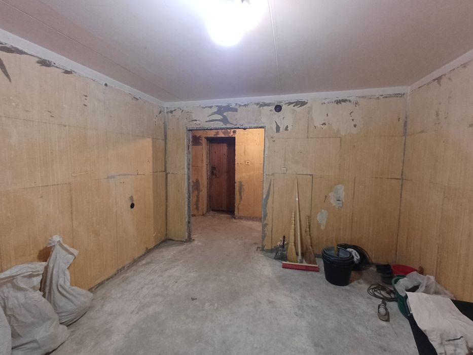 Продам 2-х комн. квартиру 5-14 3 этаж