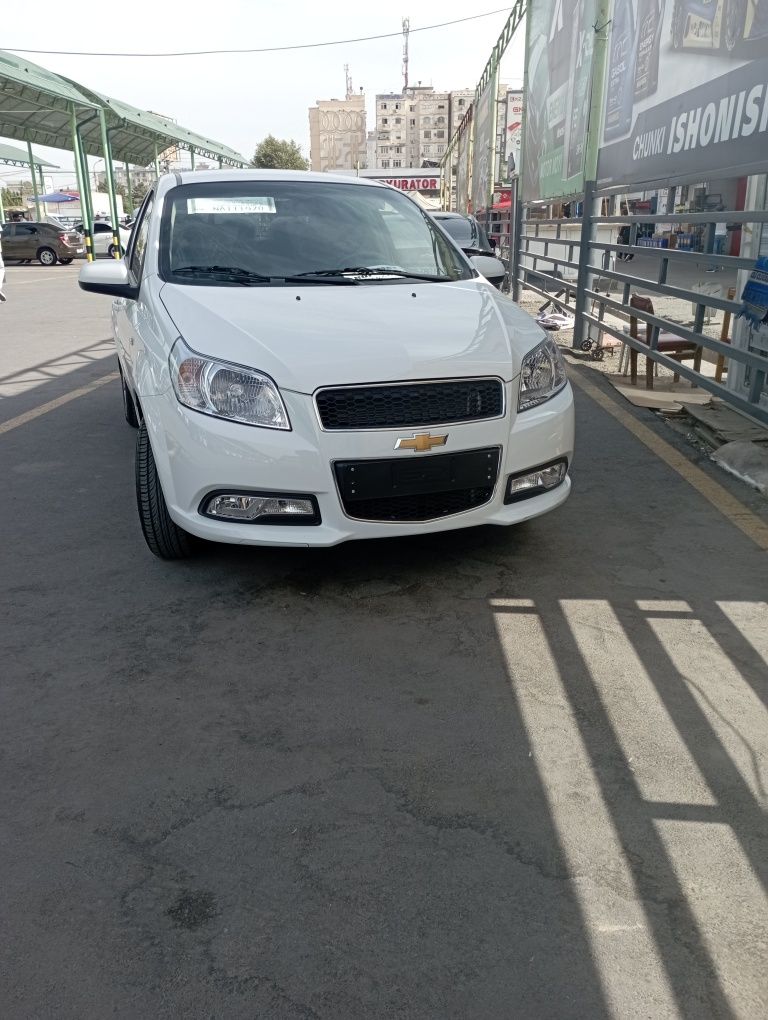 Продам нексия 3 автомат
