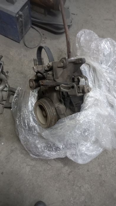 Двигатель на разбор 4g18 4 g 93 митсубиси лансер и каризма оба на разб