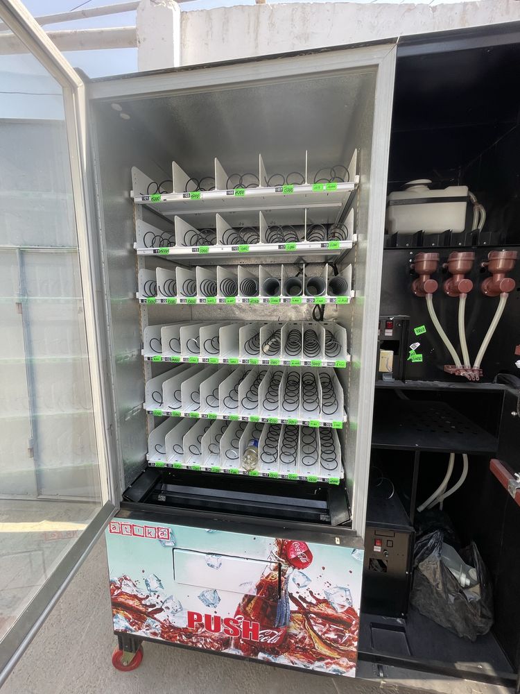 Vending Xolodelnik Coffe apparati bilan