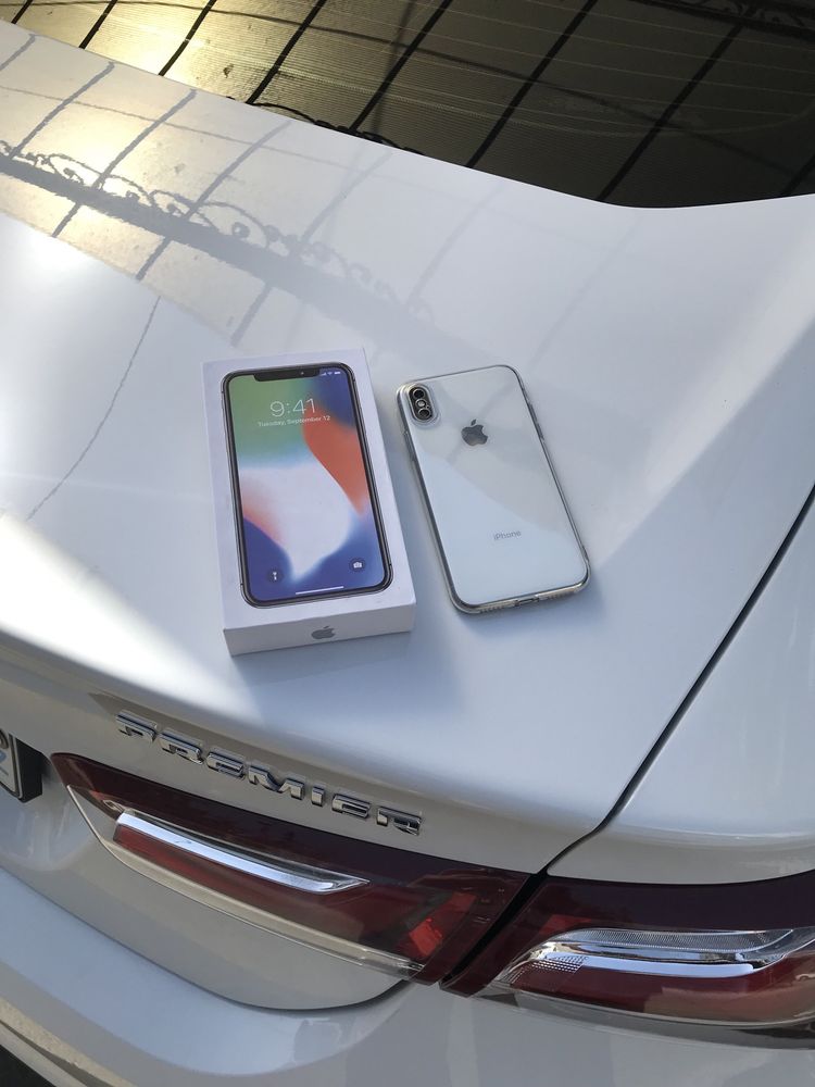 iPhone X 256 white