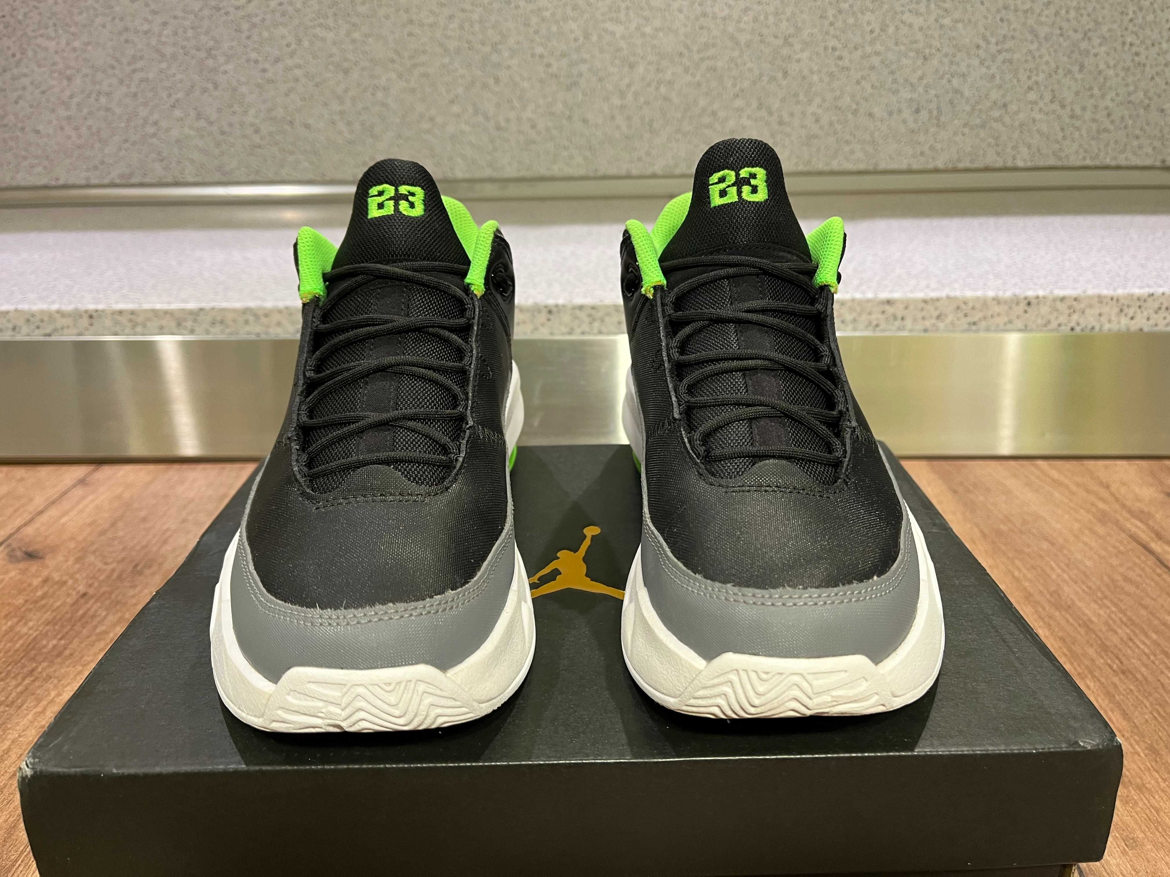 ОРИГИНАЛНИ *** Nike Air Jordan Max Aura 3 / 'Black Green Strike'