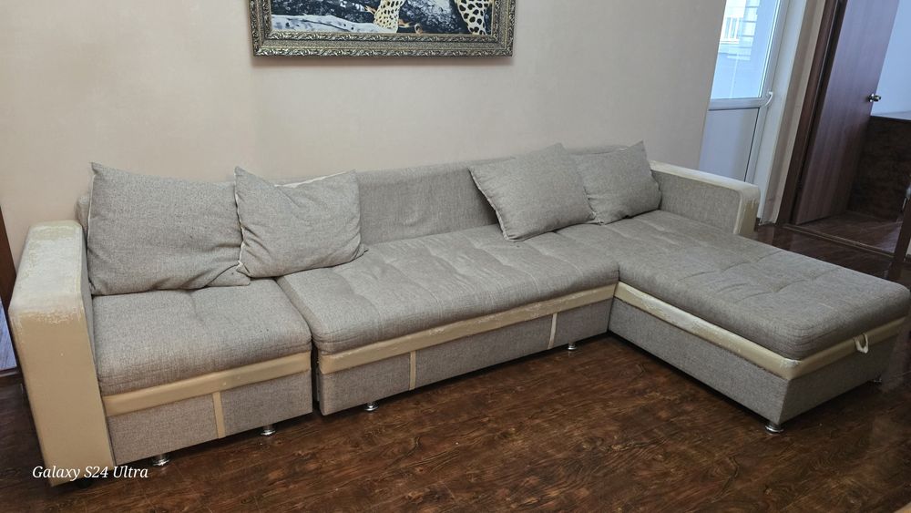 Продам диван угловой