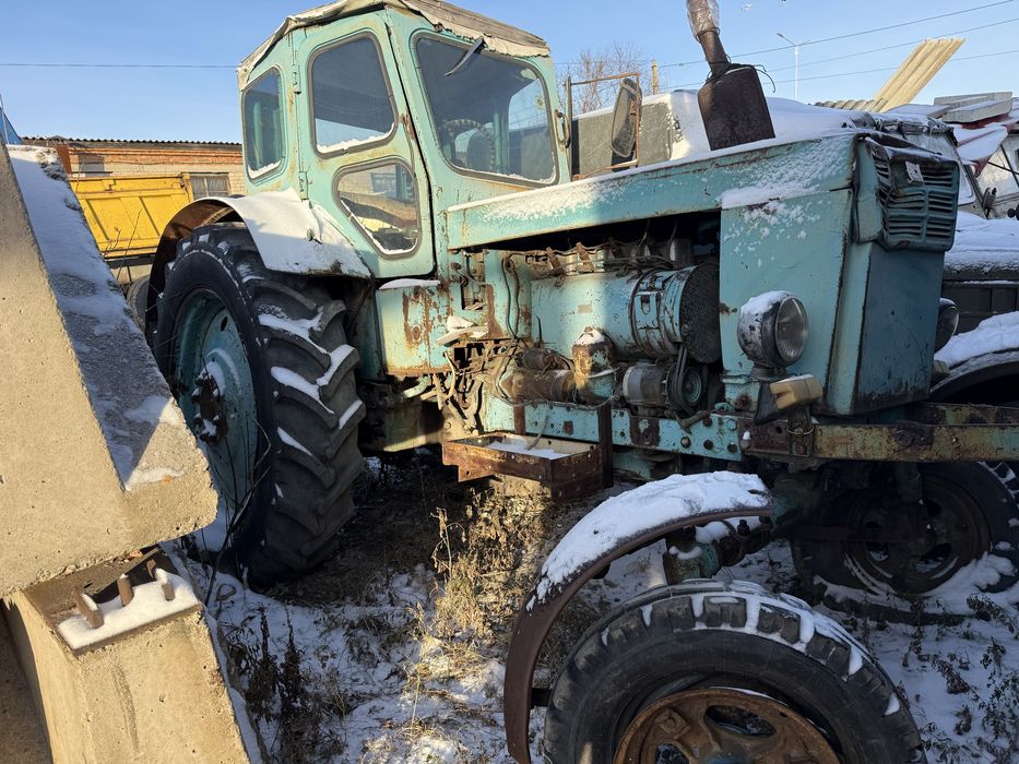 Продам Трактор т-40