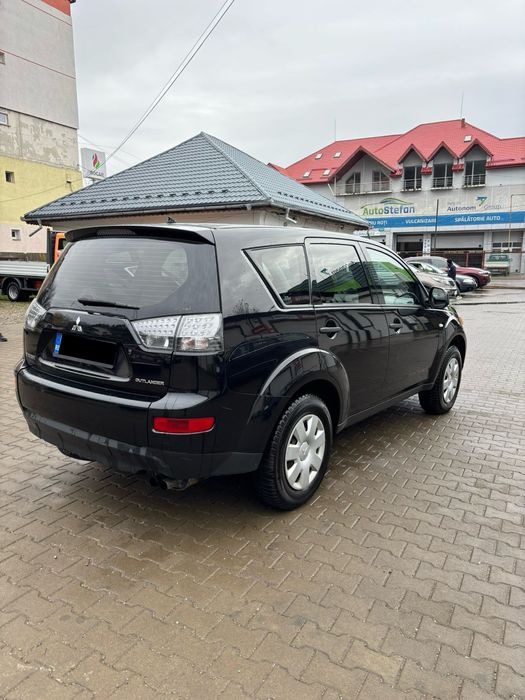 Mitsubishi Outlander 2.0 Diesel