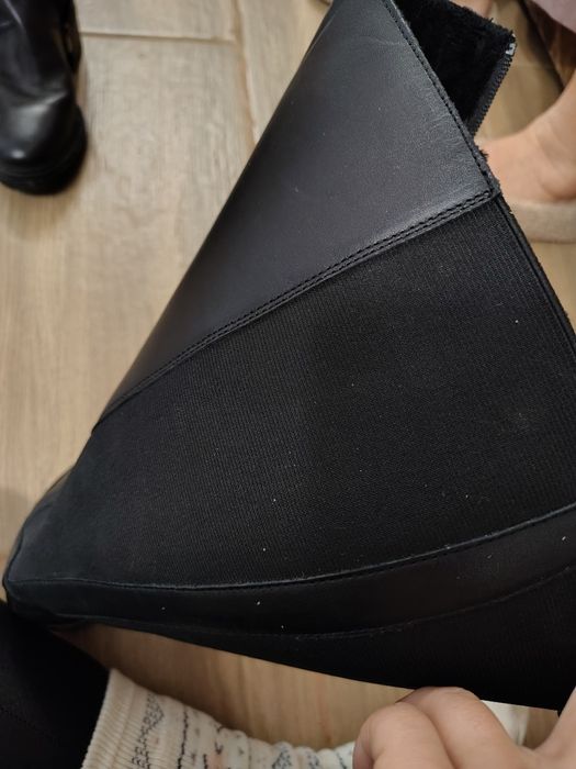 Vând cizme Lasocki mărime 40