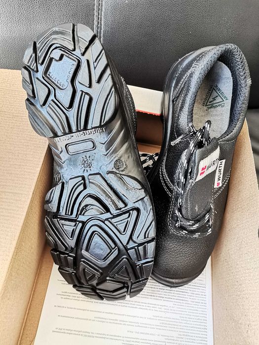 Обувки работни вюрт чисто нови