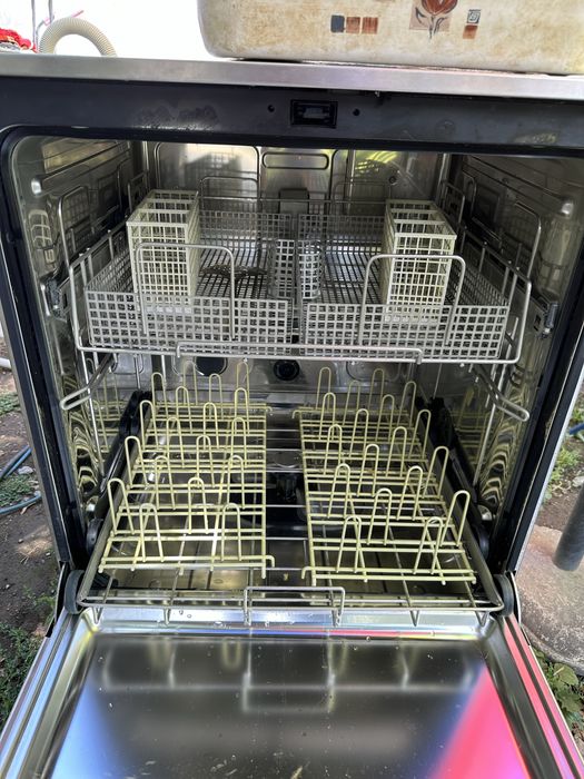 Съдомиялна Miele Professional PG8583