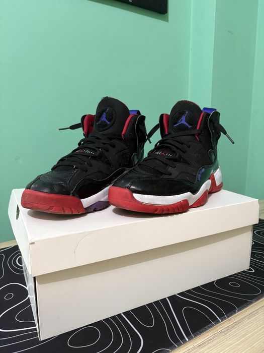 Високи обувки Jordan