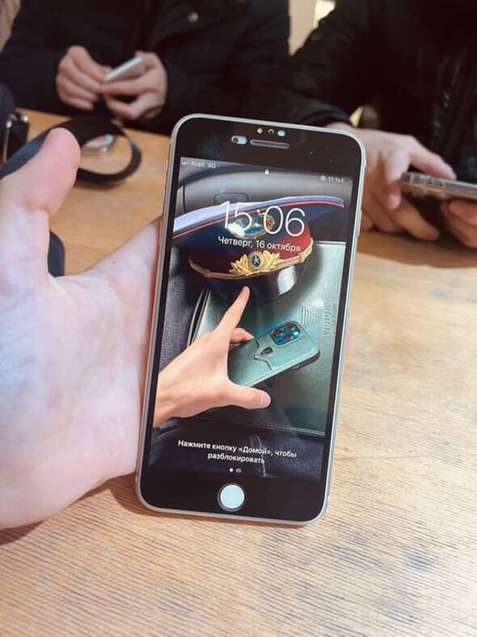 IPhone 7 Plus норм состояние