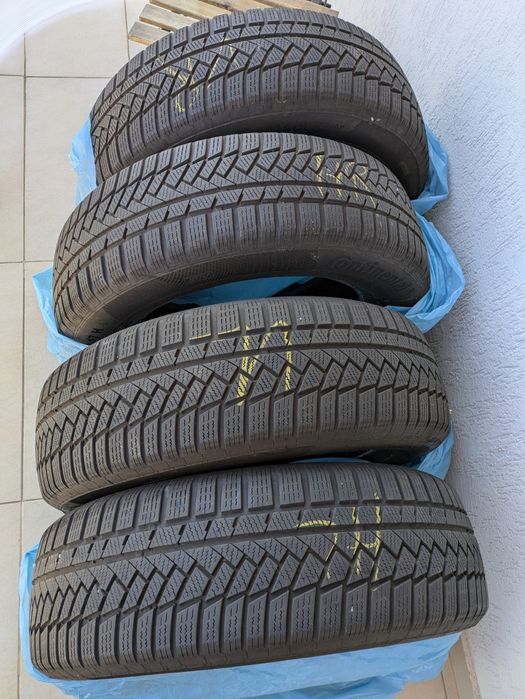 Vând anvelope Continental Winter Contact TS850P 215/65R17 99H SUV
