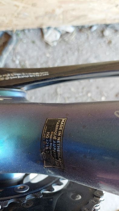 Cursiera Giant carbon 2-11vit ,linie 105 hiraulic