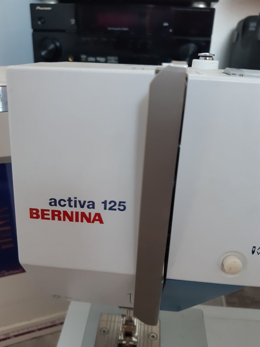 Mașini electrice de cusut marca SINGER,HUSQVARNA și BERNINA,aduse DK