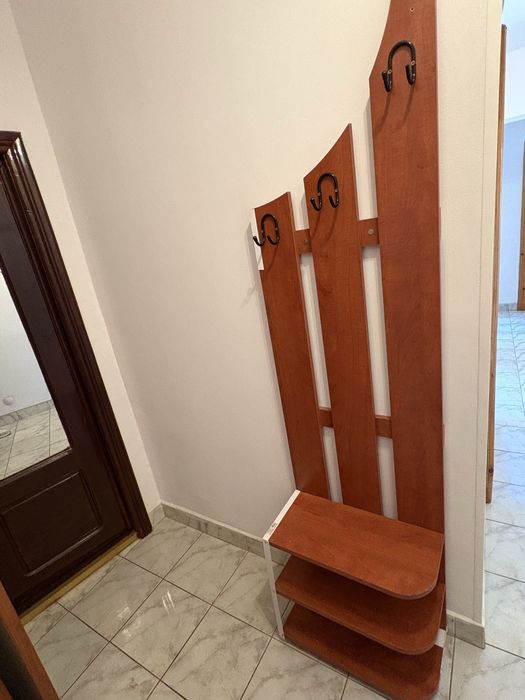 Cuier hol pentru perete