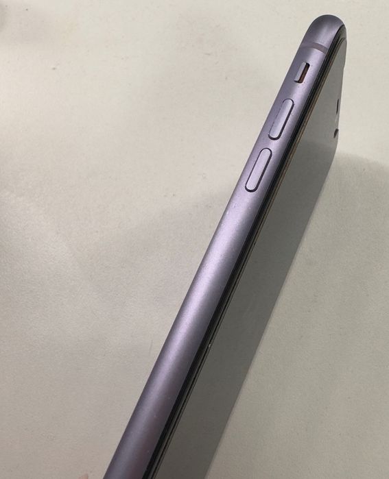 Телефон Iphone 11 64gb