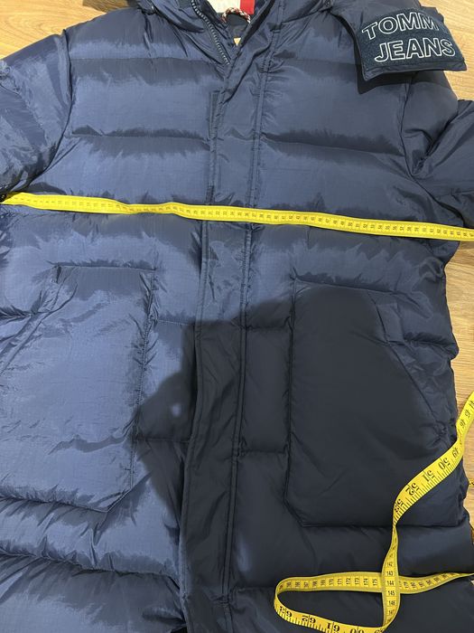 Geaca lunga TOMMY JEANS din pene si puf