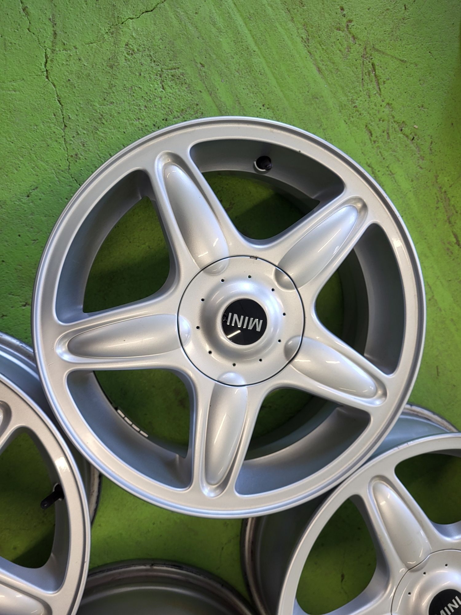 16 4x100 Mini Cooper лети джанти 4х100