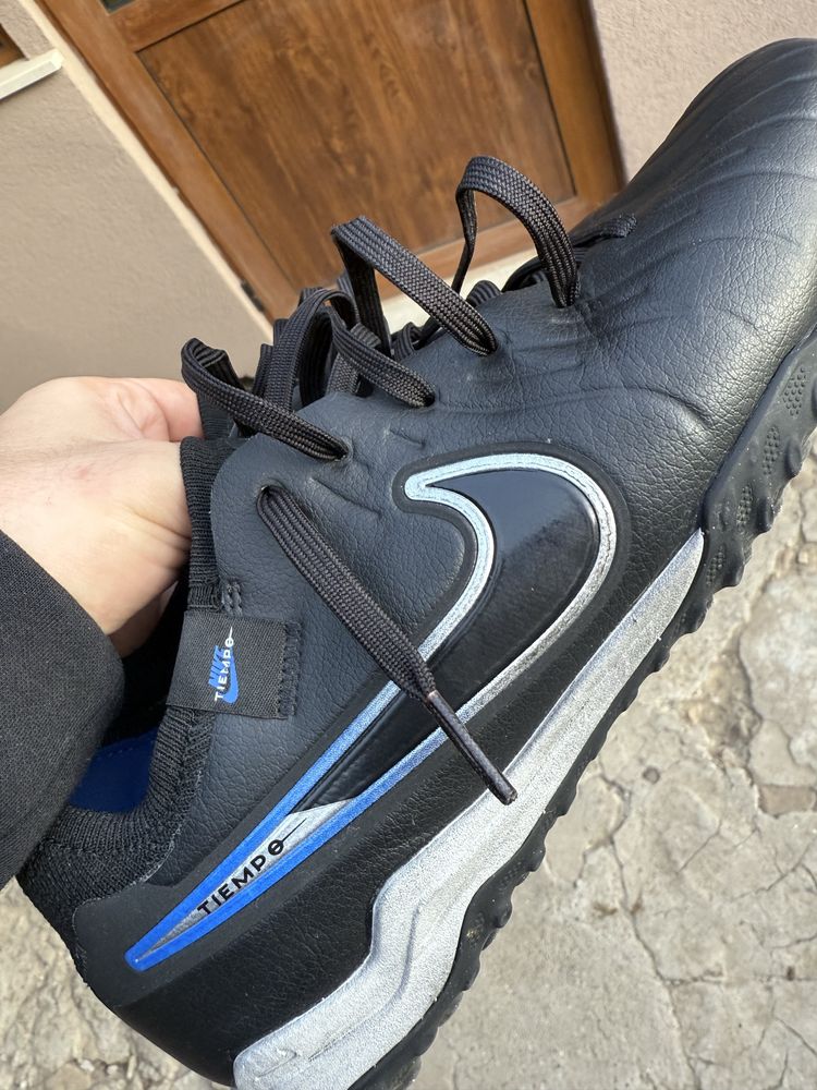 Футболни обувки Nike LEGEND 10 PRO TF