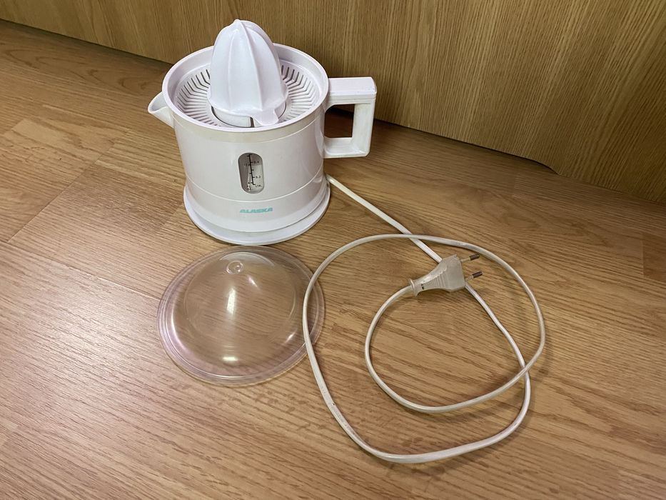 Storcator de citrice electric