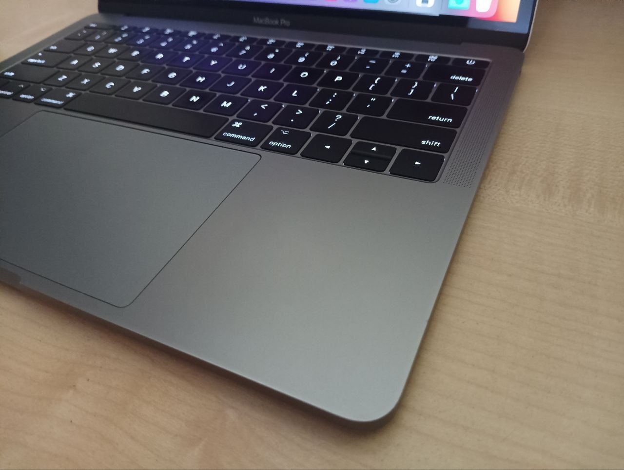MacBook Pro Late 2016 13,3" Retina/Intel CORE™ i5/8GB/256GB/Intel Iris