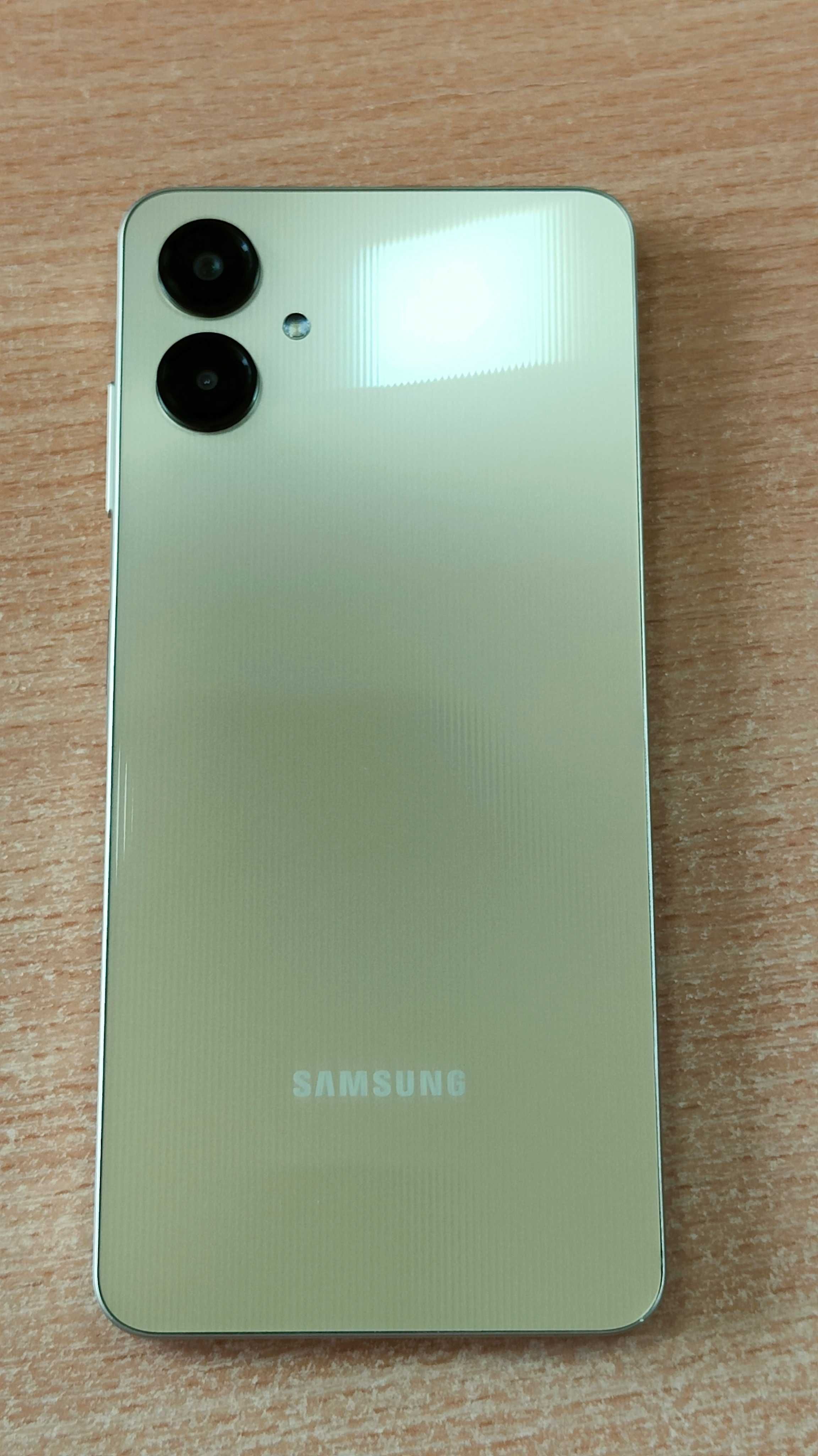 Samsung Galaxy A06