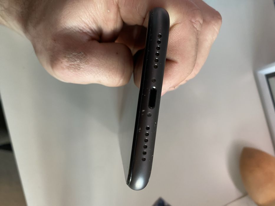 Iphone 11 black 85% health
