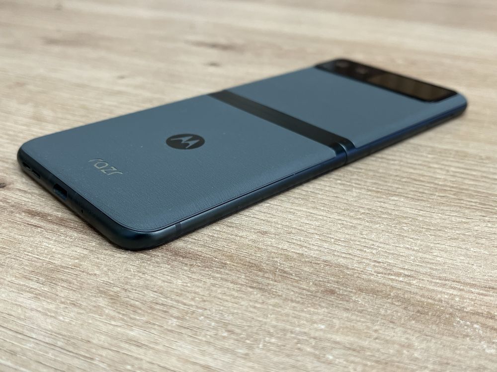 Motorola Razr 40 256GB Sage Green Перфектна