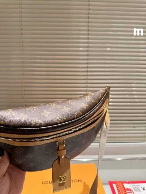 Geanta de mana dama Louis Vuitton 601-07