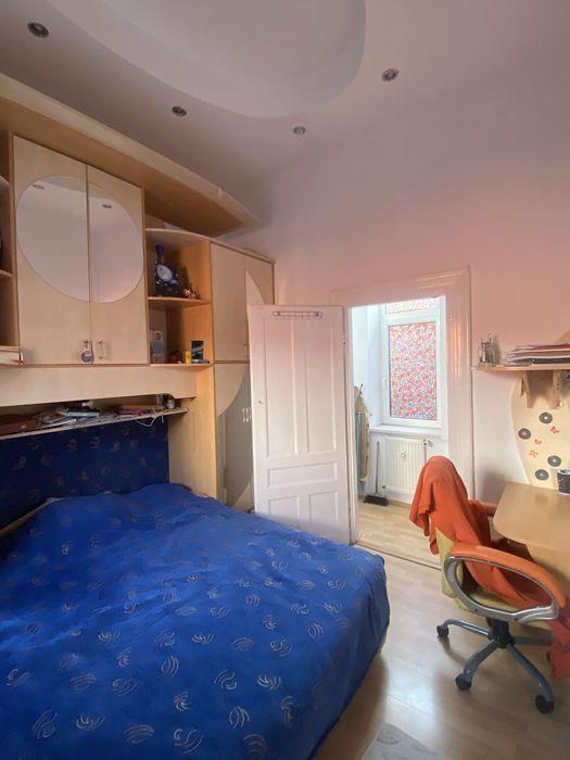 Apartament pe V. Alecsandri cu Pivniță de 35 mp !!