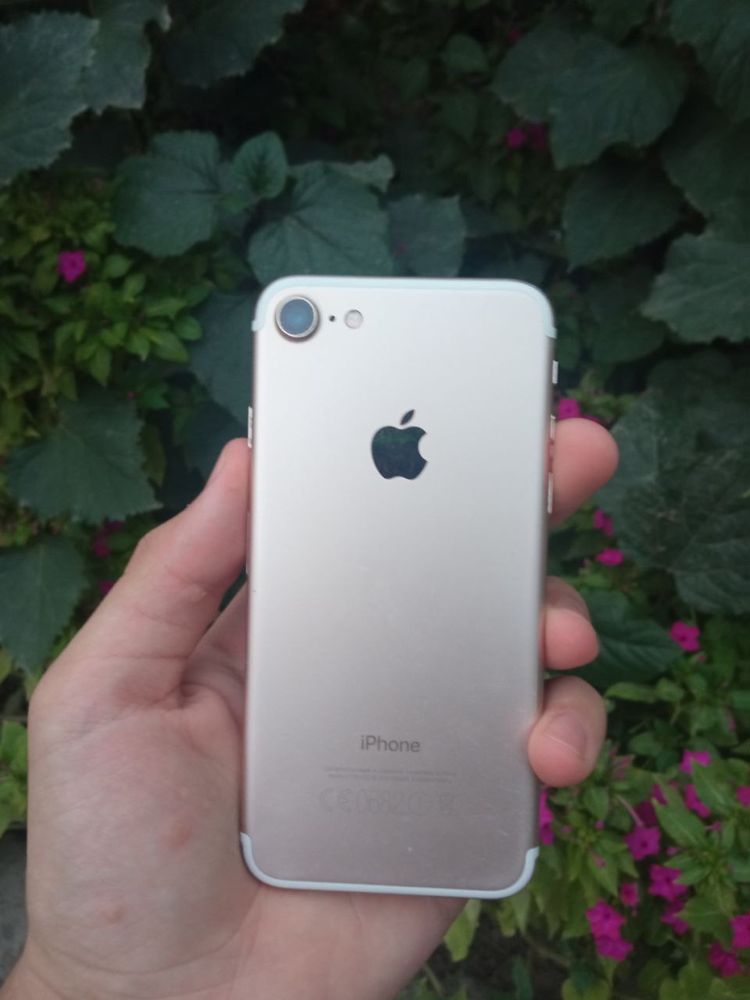 iphone 7 2/32gb kelishiladi