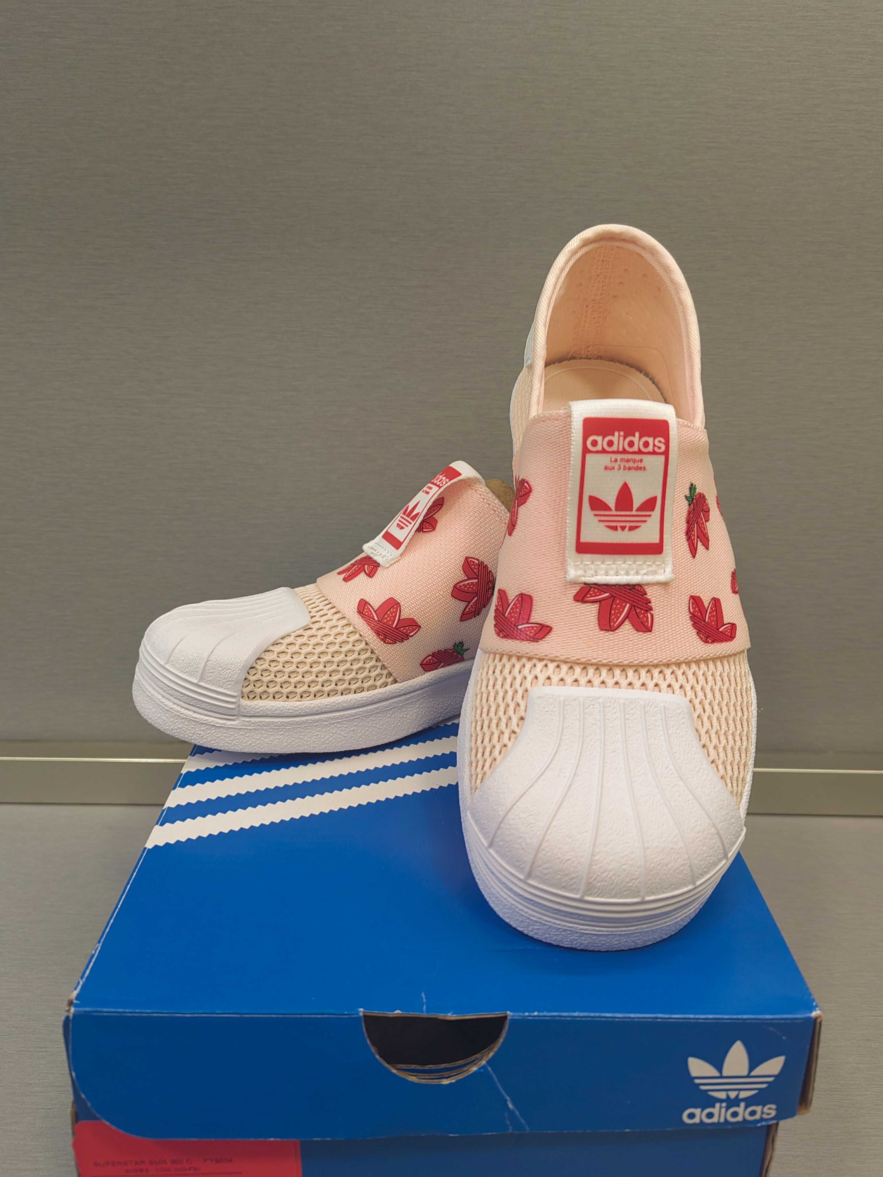 Нови кецове/маратонки Адидас/Adidas за момиче 31 1/2 40лв + подарък