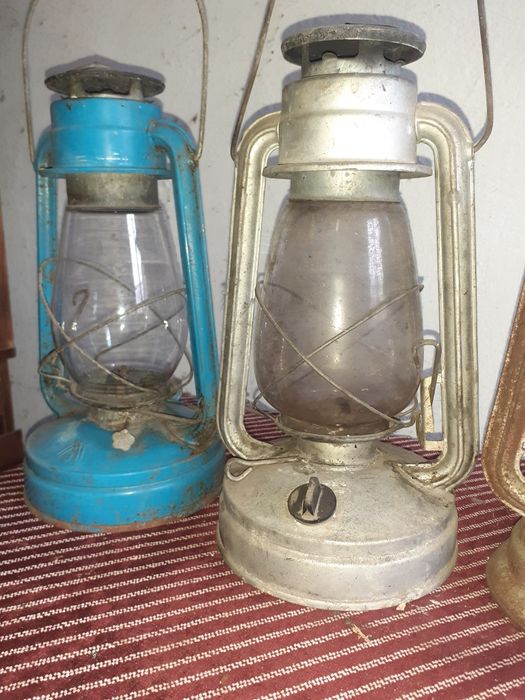 Стари газови лампи и фенери