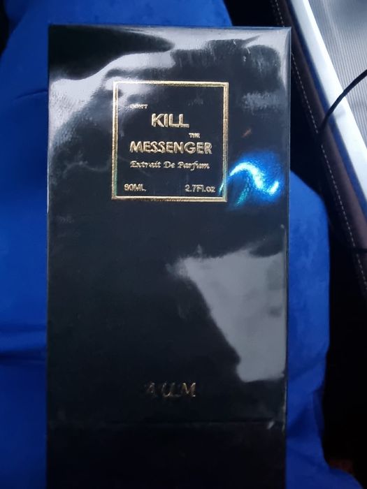 Parfumuri AUM diferite modele