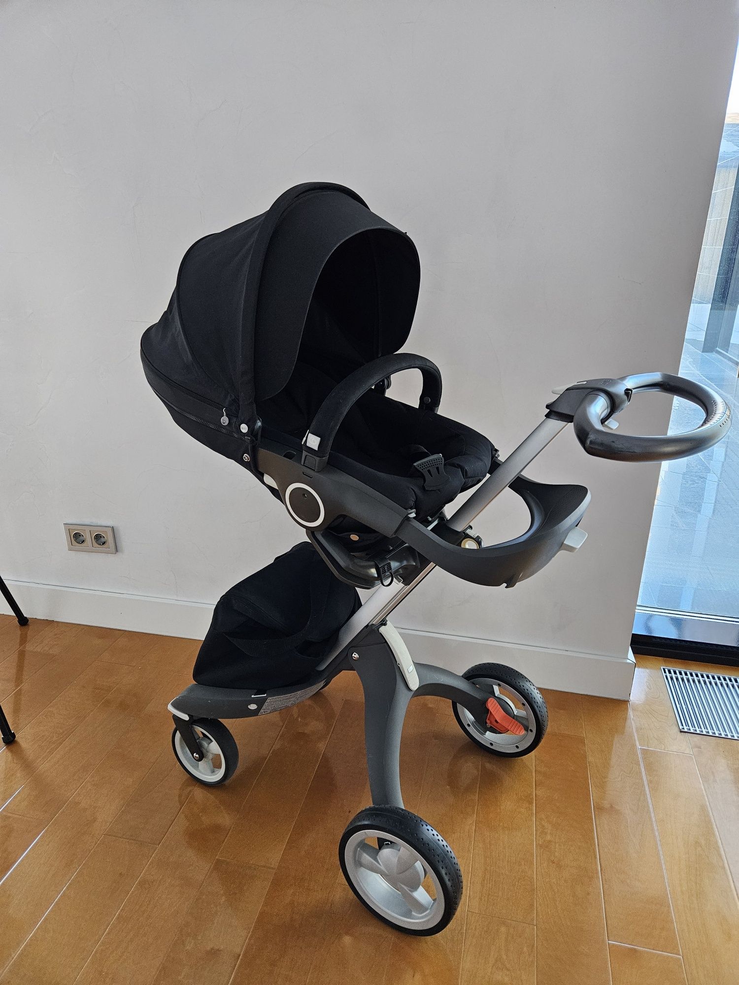 Коляска Stokke Xplorer