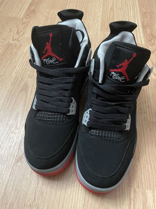 Jordan 4 retro bred