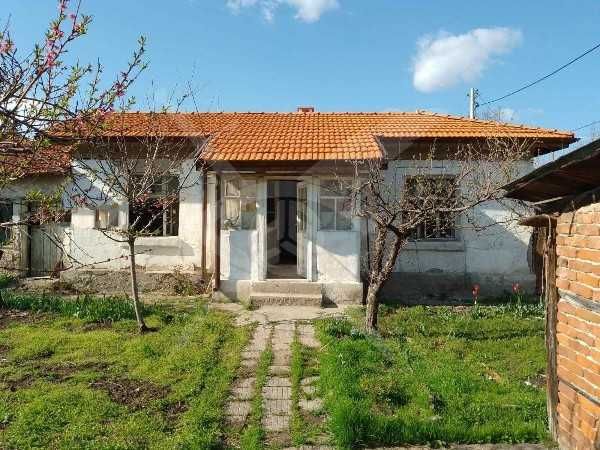 Къща в Първомай 72063