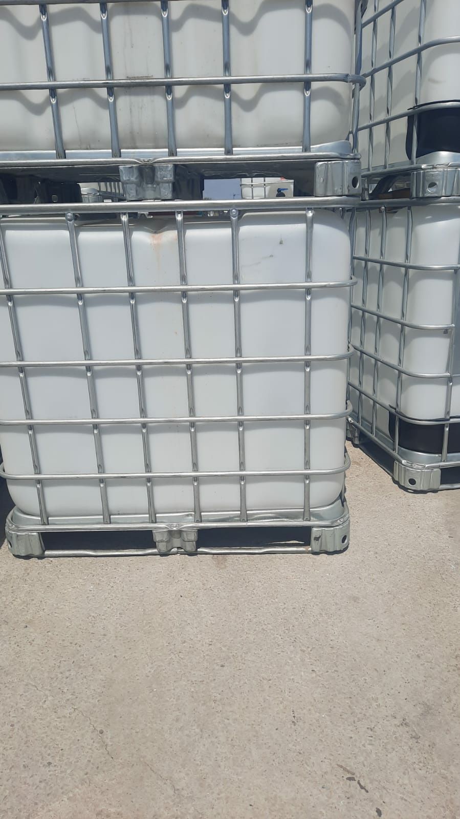 Vindem _ închiriem bazine ibc curate corbu cta transport ccost