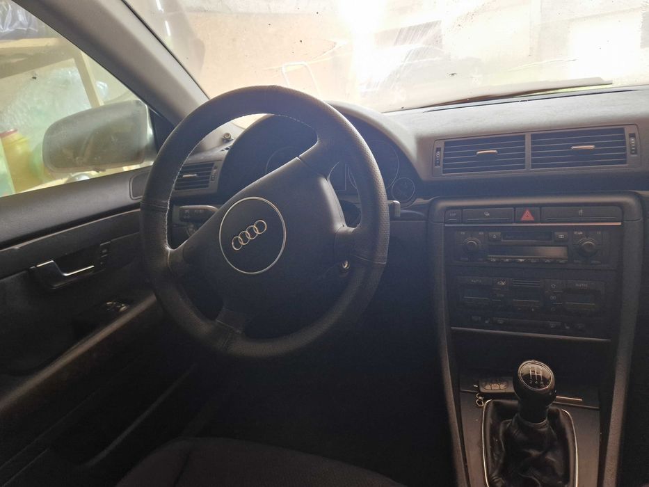 Audi A4, 2001, motorul nu porneste